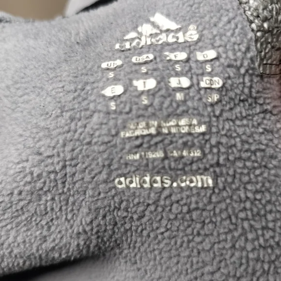 adidas Gray Half-Zip Pindot Sweatshirt with Black Stripes. - Picture 13 of 15